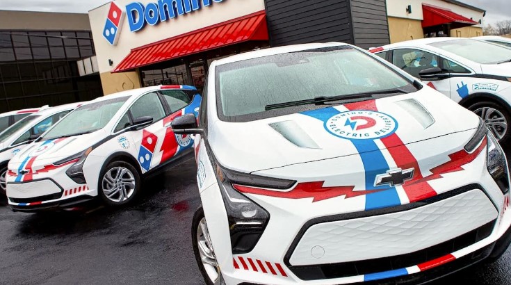 Domino’s acquires 800 Chevy Bolts for delivery fleet, cutting costs and attracting drivers