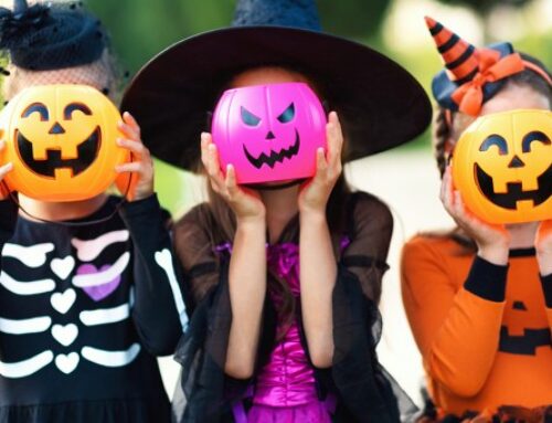 Final weekend before Halloween shoppers search for costumes in limited inventory