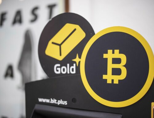 The Big Debate of 2025: Gold or Bitcoin?