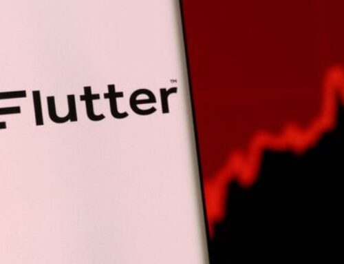 Flutter cuts US outlook amid NFL betting boom By Investing.com