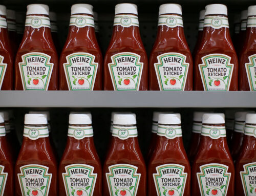 Evercore downgrades Kraft Heinz on sales headwinds, gross margin risks By Investing.com