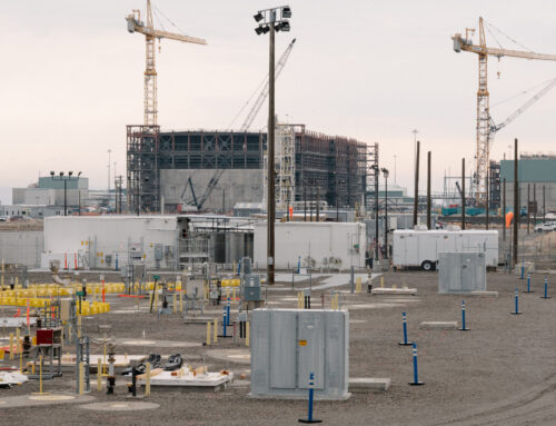 Hanford, a Contaminated Nuclear Site, It Set to Be Largest US Solar Farm