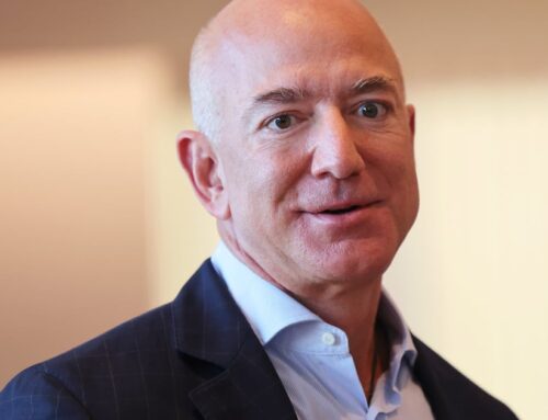 Top Washington Post Columnist Quits Over New Bezos Drama