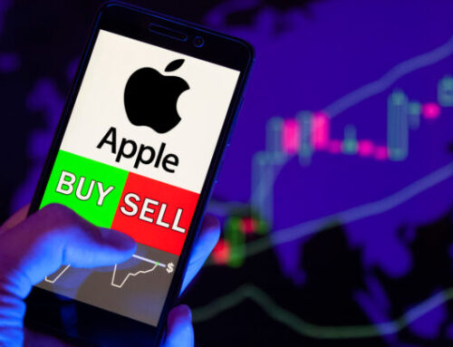 Citigroup Downgrades Apple’s (AAPL) iPhone Sales, Removes Stock from ‘Catalyst Watch’