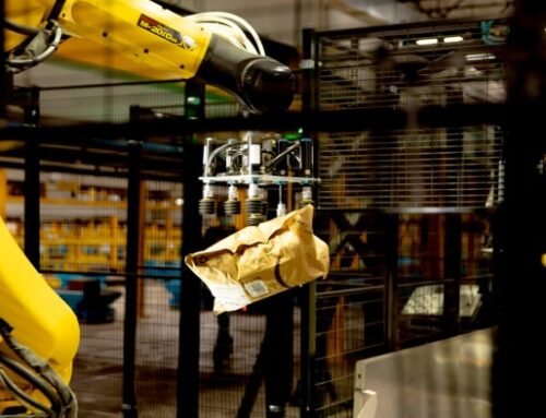 Amazon steps up use of robotics in warehouses