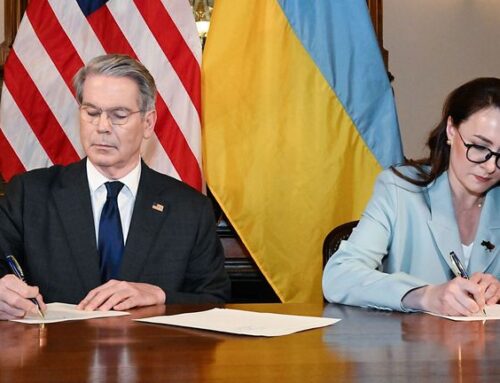 US and Ukraine sign deal to establish investment fund