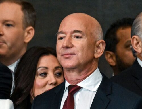 Jeff Bezos Discloses Plan to Sell Up to 25 Million Amazon Shares