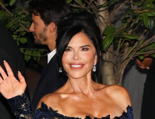 Lauren Sanchez rocks all-white for pre-bachelorette party with Kim Kardashian and friends