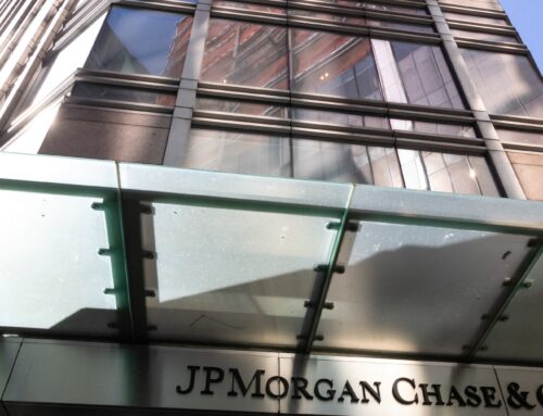 JPMorgan investors look for clarity on tariff impact, succession plan