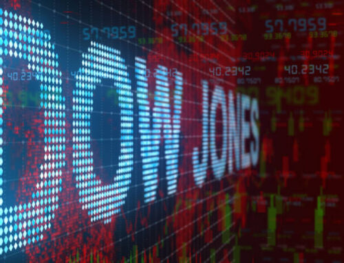 Nasdaq 100 and Dow Jones: Apple Drops, VIX Jumps as Tech Stocks Weigh on US Stocks Today