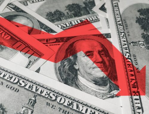 Dollar Devaluation Could Benefit Bitcoin in the Long Term |