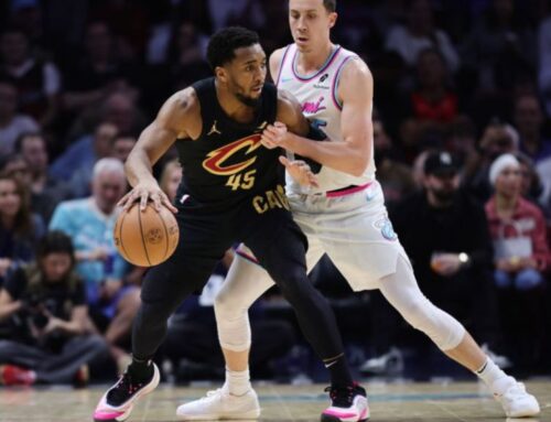 Amazon Hopes to Snare Holiday Ad Dollars By Pairing NFL With NBA