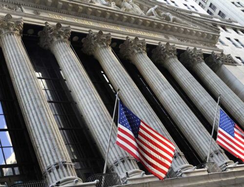 Stocks Power Higher On Earnings, Trade Hopes: Weekly Review