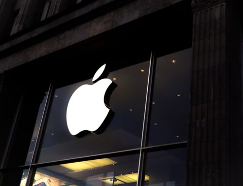 Apple Stock On Track to Snap Win Streak After Court Ruling