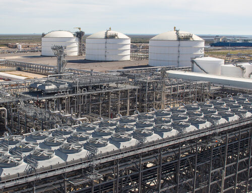 LNG industry could cut emissions 60% by investing $100B, IEA says