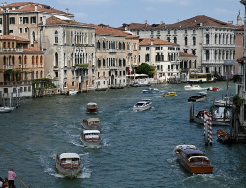 With Bezos Wedding, Venice Braces for Love in the Time of Tech Billionaires