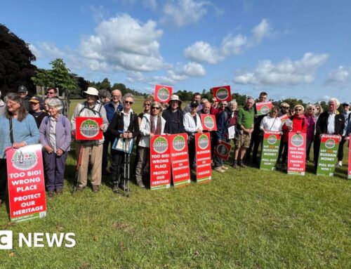 Botley West campaigners join national walk against solar farms