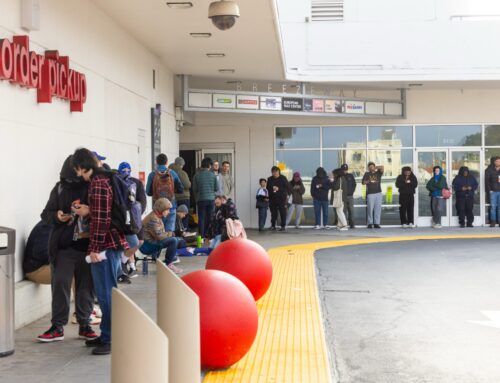 Photos: Hardcore Nintendo fans camp out for the Switch 2 – The San Francisco Standard