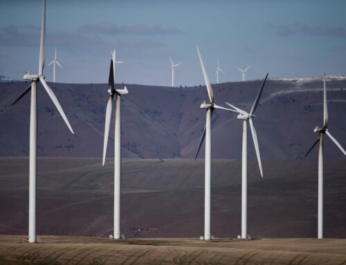 PGE wants to add solar to troubled wind farm instead of replacing turbines