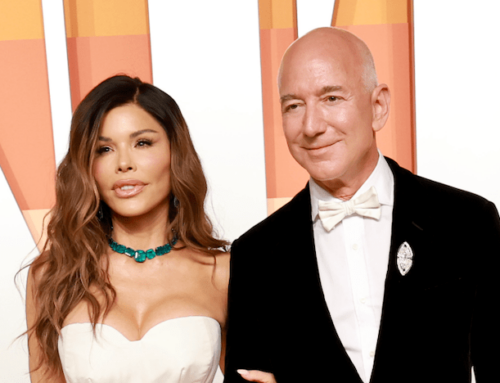 Vogue Puts Lauren Sánchez In Her Wedding Dress On Digital Cover