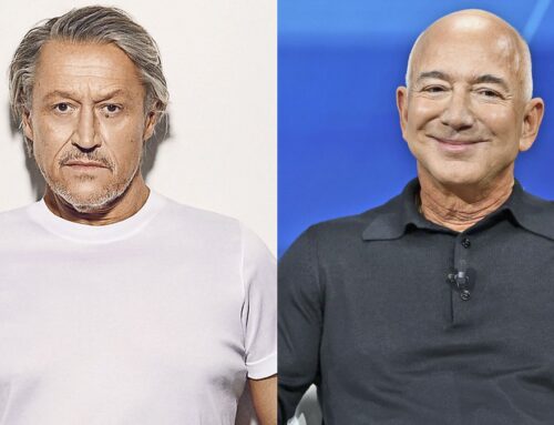 Jeff Bezos will have Obama at his wedding. I had Andy McNab