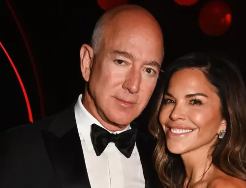 Jeff Bezos and Lauren Sanchez spend July 4th in location from iconic TV show