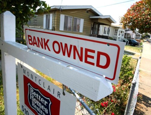 Mortgage Defaults Are Exploding: What Smart Investors See Coming