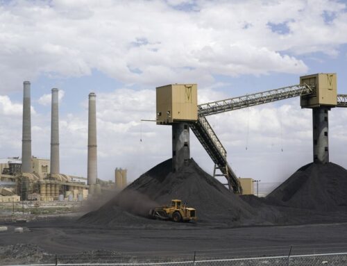 US Warns of Blackout Risk From Killing Coal as Trump Snubs Renewables