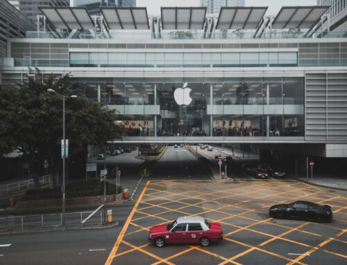 Apple (AAPL) May Use OpenAI or Anthropic to Power the Next Siri