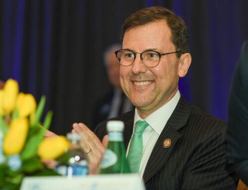 Kean stays out of decisions involving personal investments