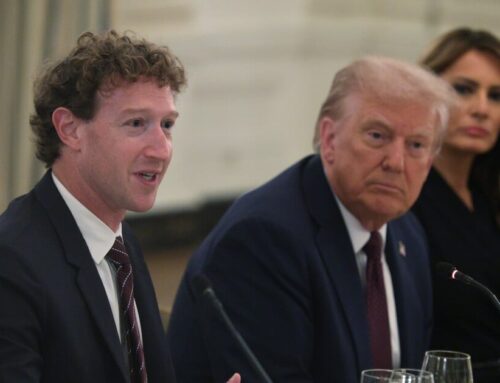 Zuckerberg Caught in Revealing Hot Mic Moment During White House Dinner