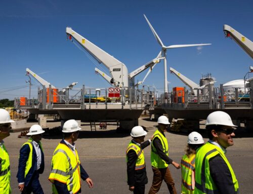 US in Talks With States Over Offshore Wind Dispute, Group Says