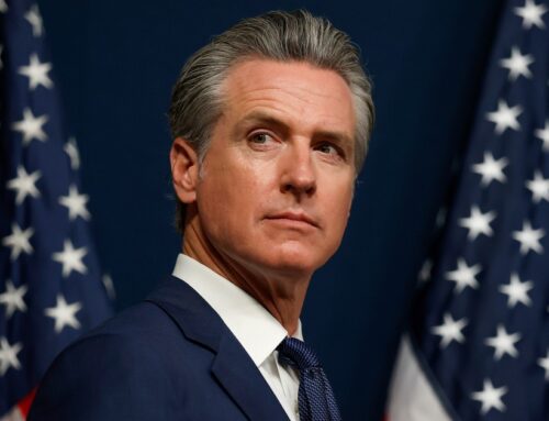California bill regulating top AI companies signed into law