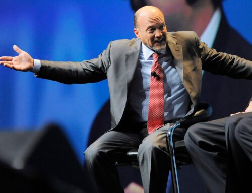 Jim Cramer’s wild schedule involves waking up at 3 a.m. and combing through 700 emails a d