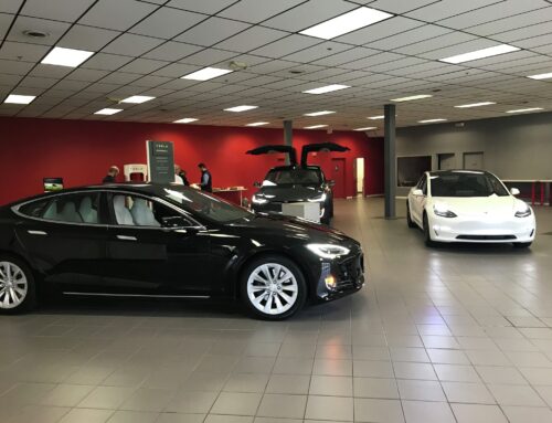 CT officials say federal cuts, shutdown, expiring tax breaks could raise cost of EVs, rene