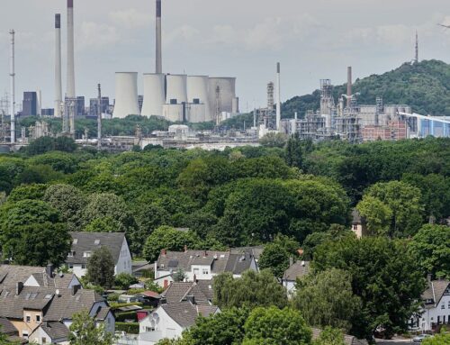 Are fossil fuel companies really investing in renewable energy?