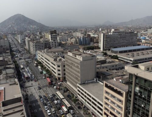 Investors See Peru’s Star Economy Unscathed by Political Chaos