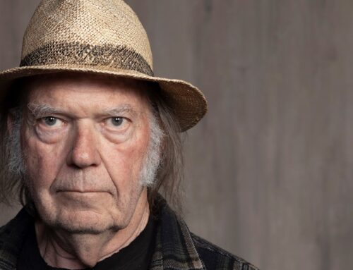 Neil Young to pull his music from Amazon, encourages fans to ‘support local businesses’