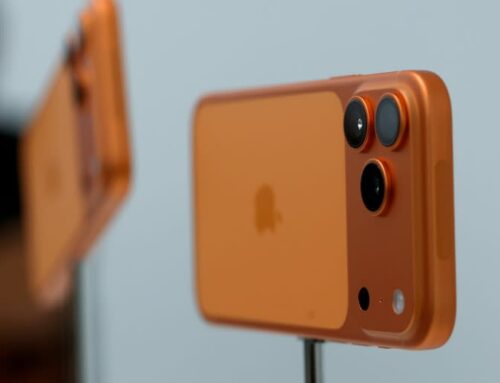 Asia markets mostly up on heels of Apple, Amazon earnings