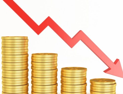 Gold’s price plunges below $4,000. Here’s how investors can take advantage.