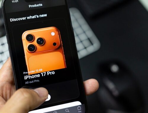 Apple Stock Positioned for Holiday Gains With iPhone 17 Boost
