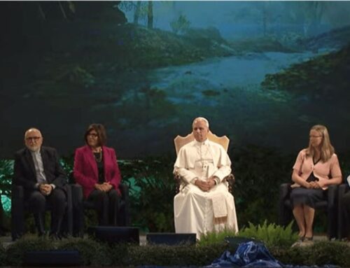 Pope, Schwarzenegger consider “action heroes” of environment