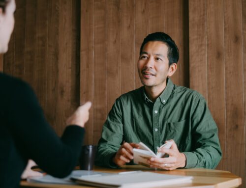 VC who bet on billion-dollar AI firm shares two red flags that stop him investing in a fou