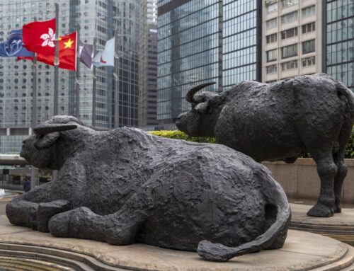 Global Stocks Slump With Bitcoin in Nervy Trading