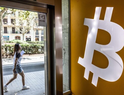 Bitcoin Funds Set for Worst Month as Investors Yank $3.5 Billion