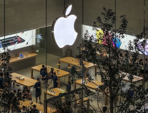 Apple’s limited AI exposure is paying off again