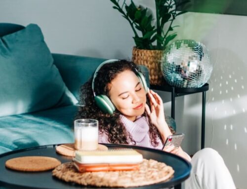 These 30 Cozy Black Friday Deals on Amazon Start at $5, and Are Perfect for Homebodies (Li