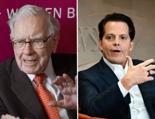 Warren Buffett’s big bash and Anthony Scaramucci’s crypto meetup had some common themes