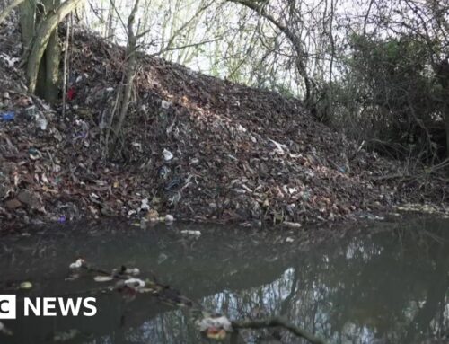 Fly-tipped heap near Kidlington an ‘environmental emergency’