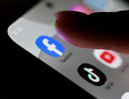 Australian teenagers ask High Court to block social media ban